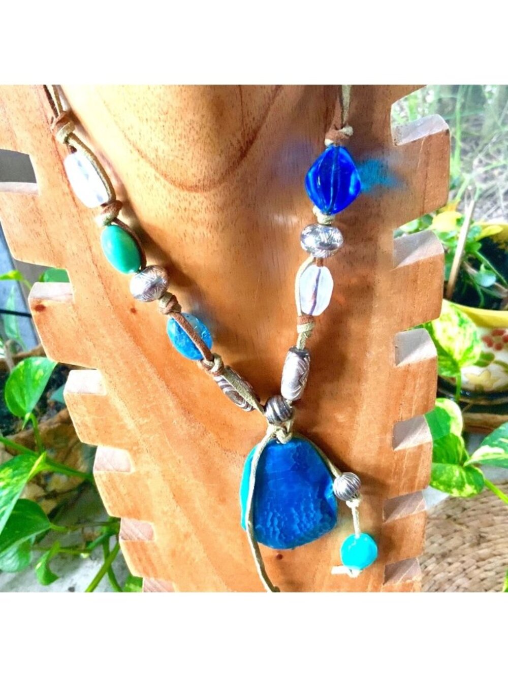 GENUINE STONE PENDANT BOHO CHIC LEATHER BEADED NECKLACE - NWOT
